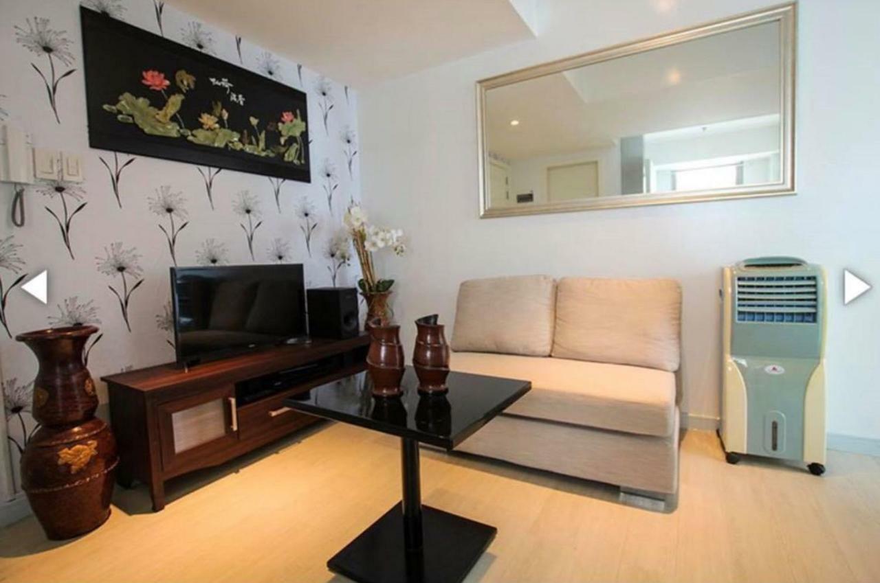 Azure C5 Man-Made Beach Balcony Multiple Units Manila Exterior photo